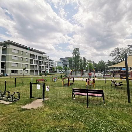 Vizpart Honved Apartman Balatonlelle Exterior photo